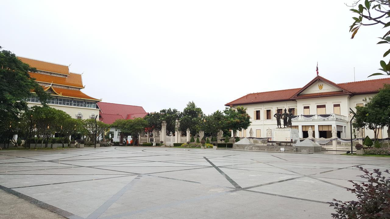 The Commonroom Cnx Chiang Mai Esterno foto