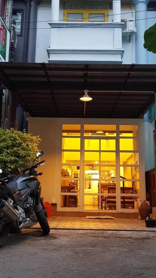 The Commonroom Cnx Chiang Mai Esterno foto