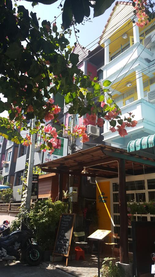 The Commonroom Cnx Chiang Mai Esterno foto
