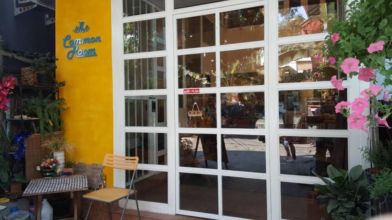 The Commonroom Cnx Chiang Mai Esterno foto